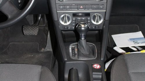 Electroventilator racire Audi A3 8P 2011