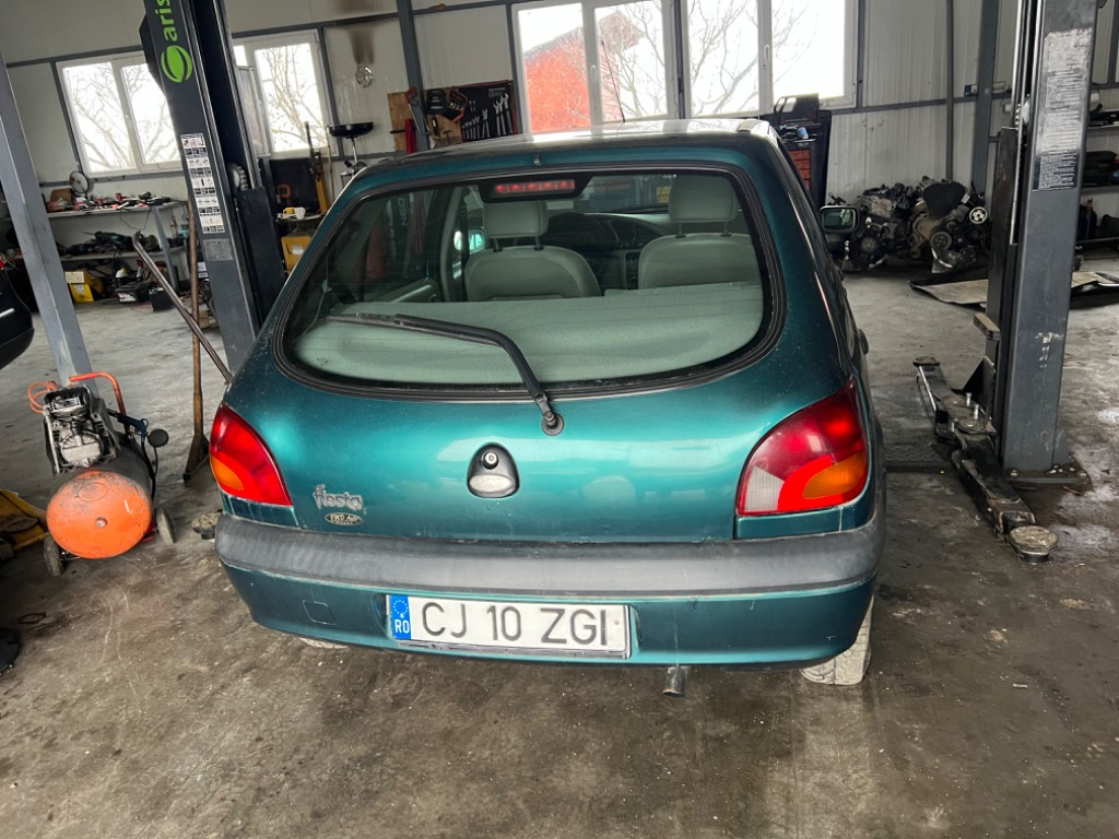 Electroventilator racire Ford Fiesta 200