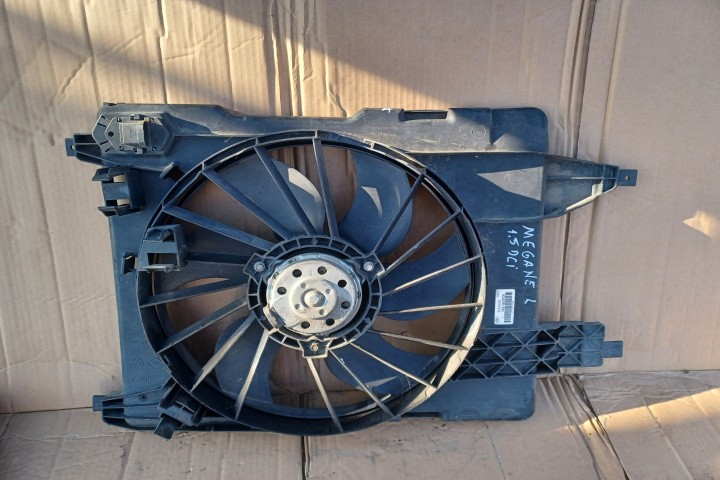 Electroventilator racire motor / AC 1.5 dci 820015