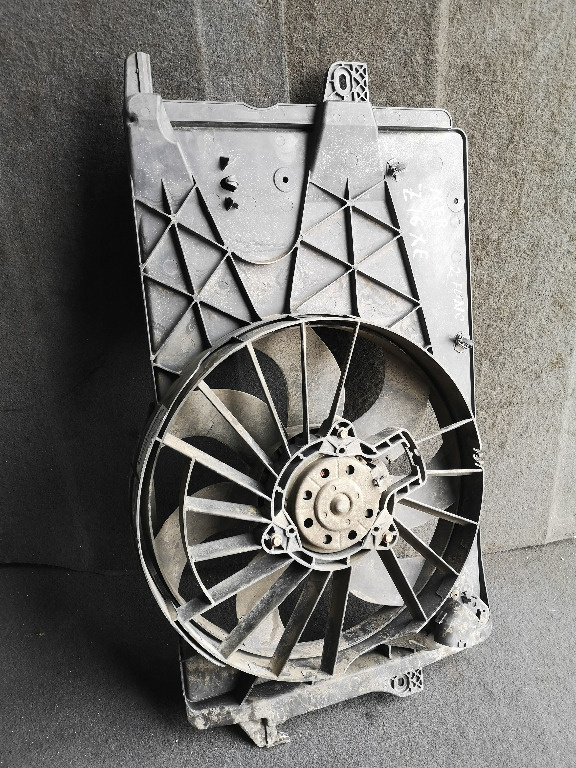 Electroventilator racire Opel Meriva A 1.6 / 1.8 13127135