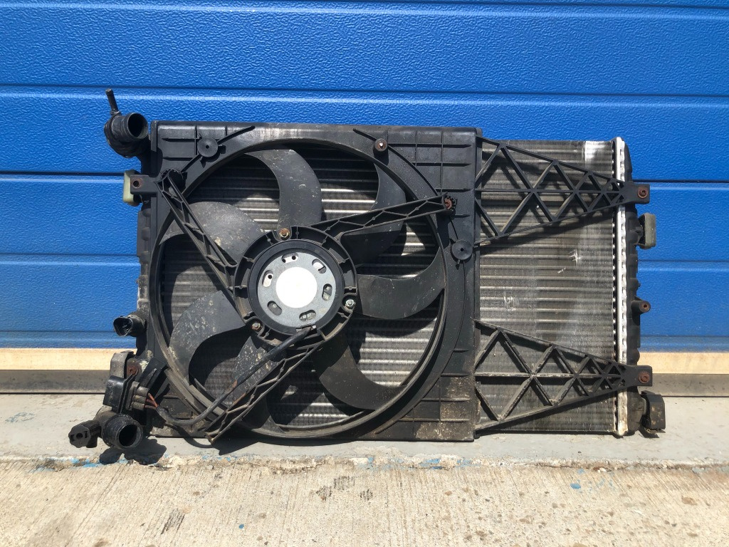 Electroventilator (vehicul cu AC) - (6Q0 121 207 L