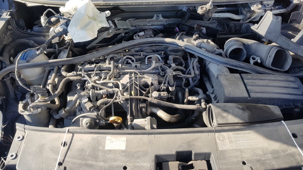 Electroventilator Volkswagen Caddy 2.0 TDI 103 KW 140 CP CFHC 2015 4x4