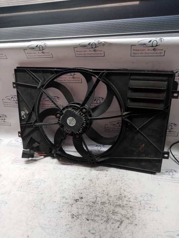 Electroventilator Volkswagen Golf 5 2008, 1K0121205AA