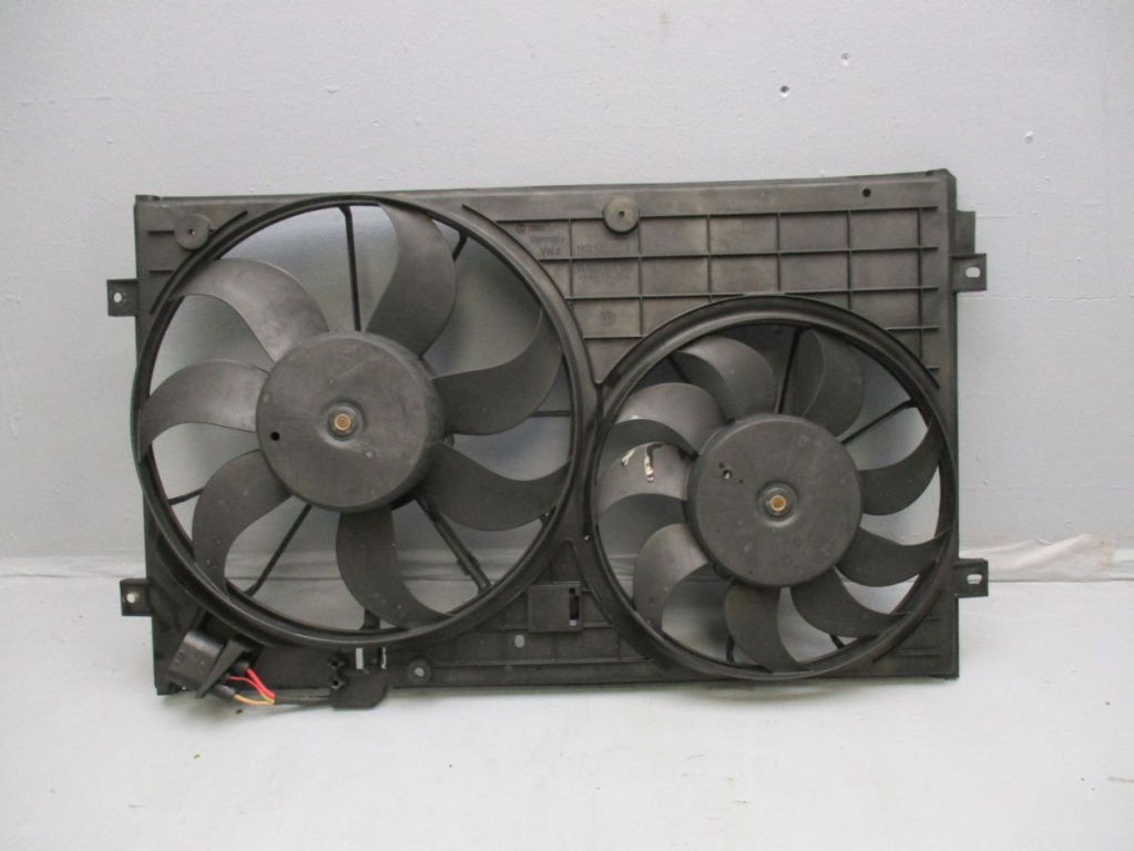 Electroventilator VW Touran 2005/12-2010/05 2.0 TD