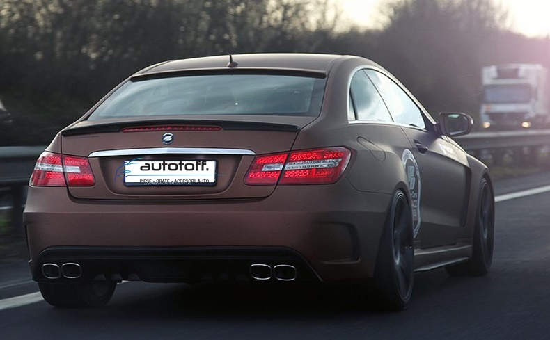 Eleron portbagaj Mercedes C207 E-Class Coupe (09-16) Negru lucios
