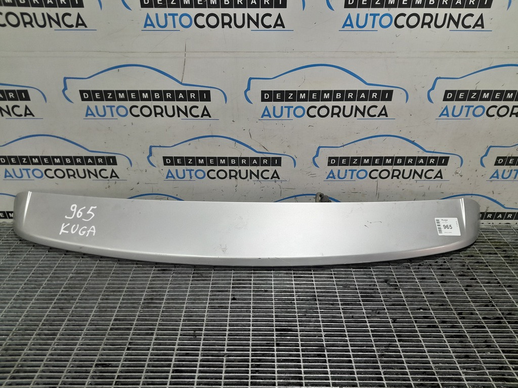 Eleron spate Ford Kuga 2008 - 2012 SUV 4 Usi BEJ - GRI O prindere dezlipita și zgâriat