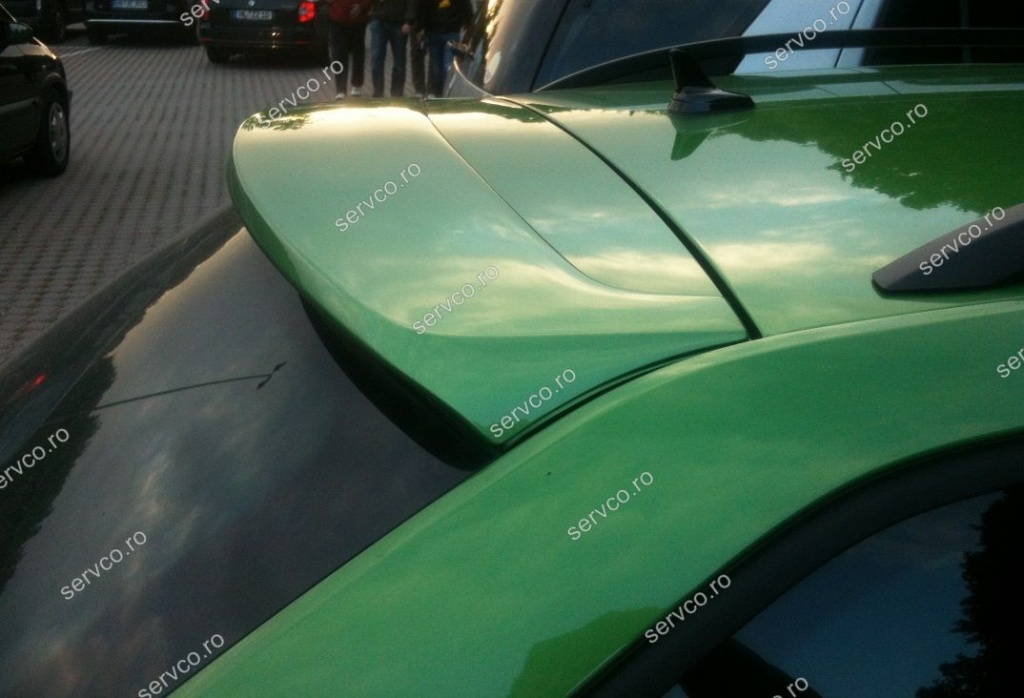 Eleron spoiler haion luneta Skoda Octavi