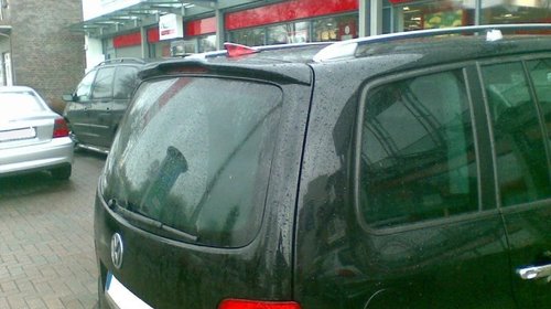 Eleron spoiler haion luneta VW Touran ve