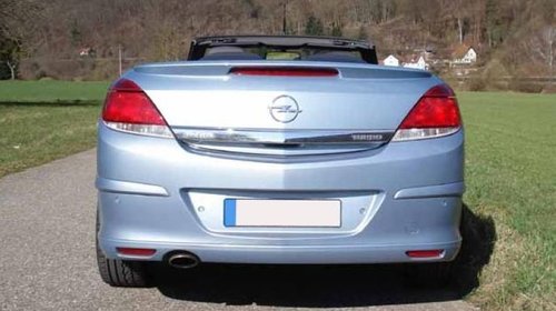 Eleron spoiler portbagaj Opel Astra H Tw