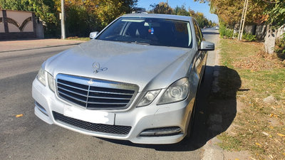 Emblema capota mercedes e200 cdi w212 an 2010