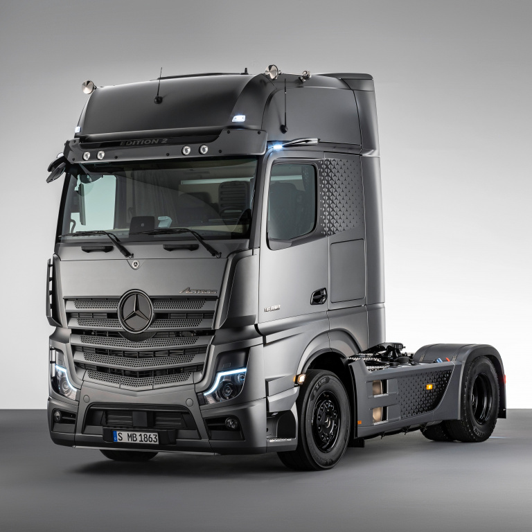 Emblema Fata Actros Oe Mercedes-Benz Act