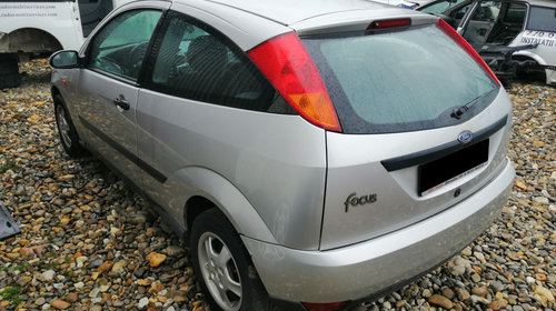 Emblema fata Ford Focus 2001 Hatchback 1