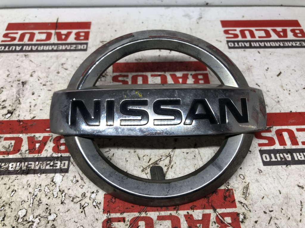 Emblema Fata Nissan Juke An 2015 Cod : P12C 62890 3YM0A / P12C628903YM0A