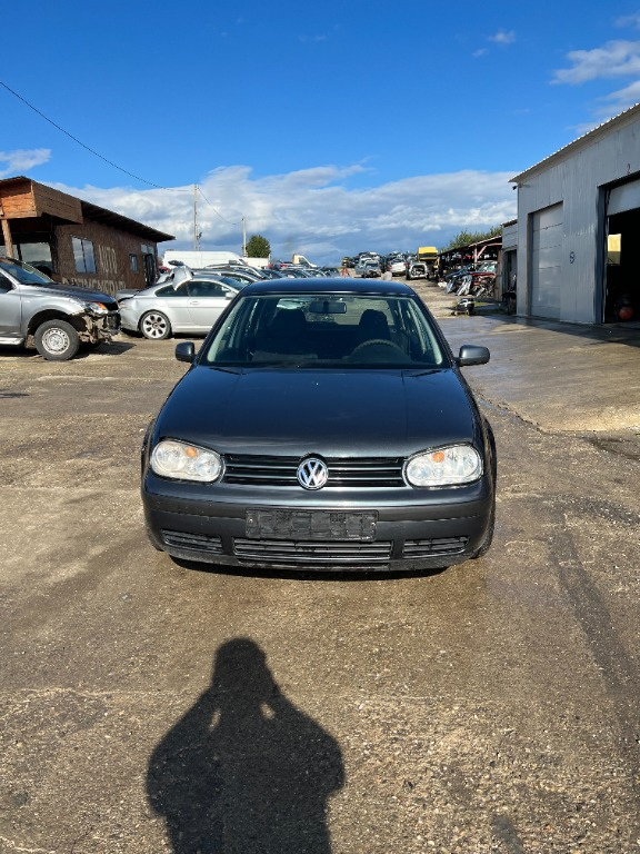 Emblema fata Volkswagen Golf 4 1999 hatchback 1390
