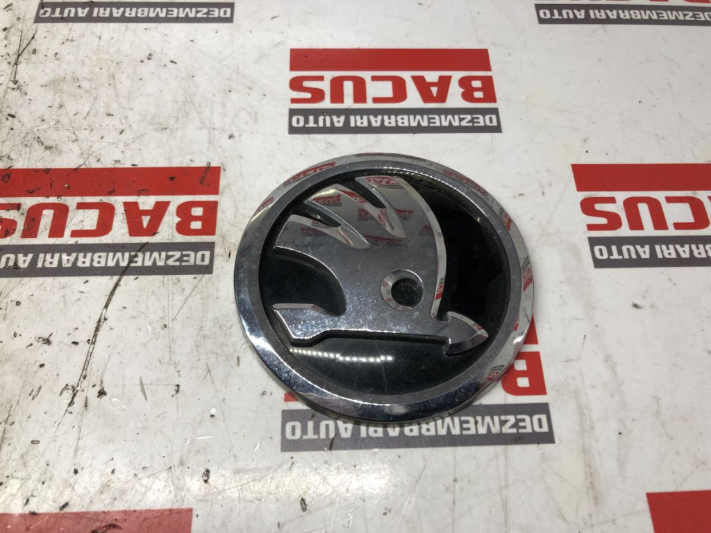 Emblema Haion Spate Originala Skoda Superb 3 Cod 3V0853621