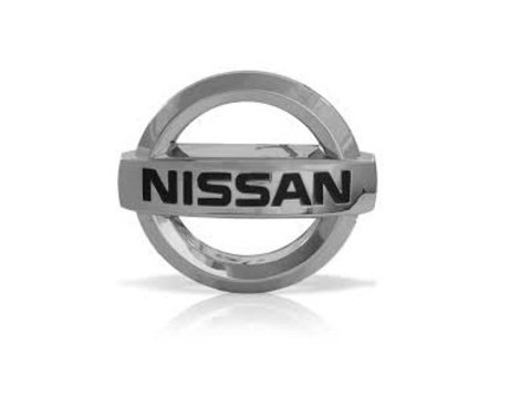 Emblema NISSAN PU (D22) 2WD-4WD 98-01 cod 013104790