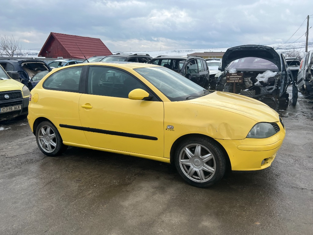 Emblema spate Seat Ibiza 2006 hatchback 