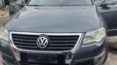 Emblema spate Volkswagen Passat B6 2009 