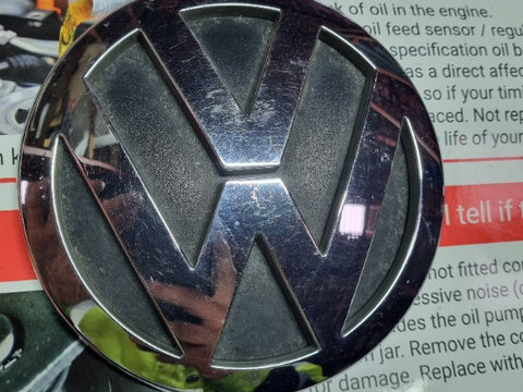 Emblema spate Volkswagen Touareg 7L 2006 7L6853630A