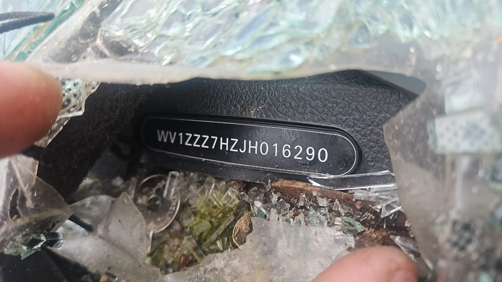 Emblema spate Volkswagen TRANSPORTER 201