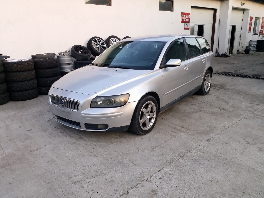 Emblema spate Volvo V50 2006 break 2.0 d