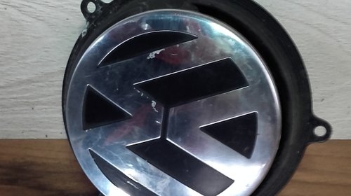 Emblema spate vw passat b6