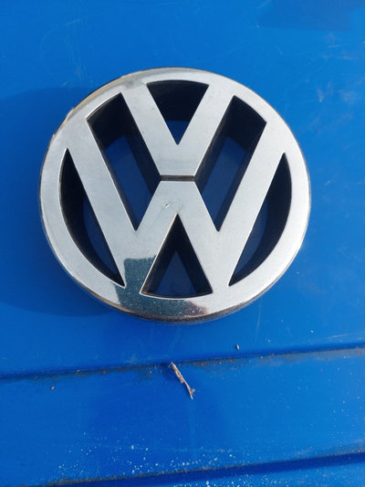 Emblema VW Golf 5 cod: 1T0853601