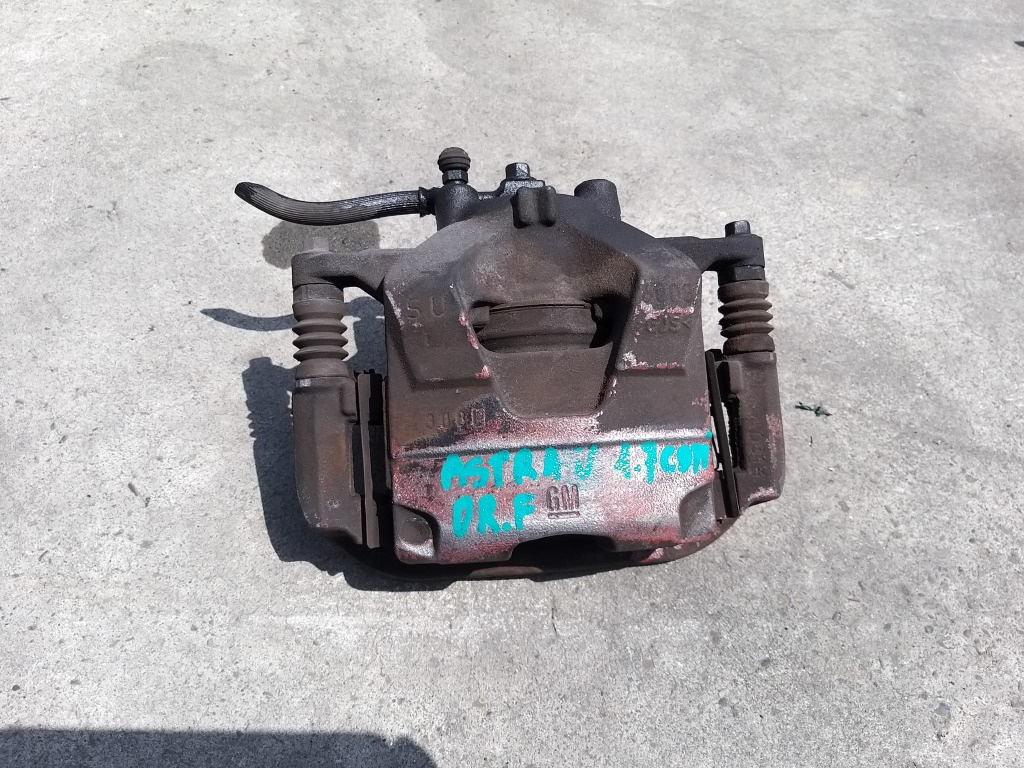 Etrier dreapta fata 1.7 cdti opel astra j