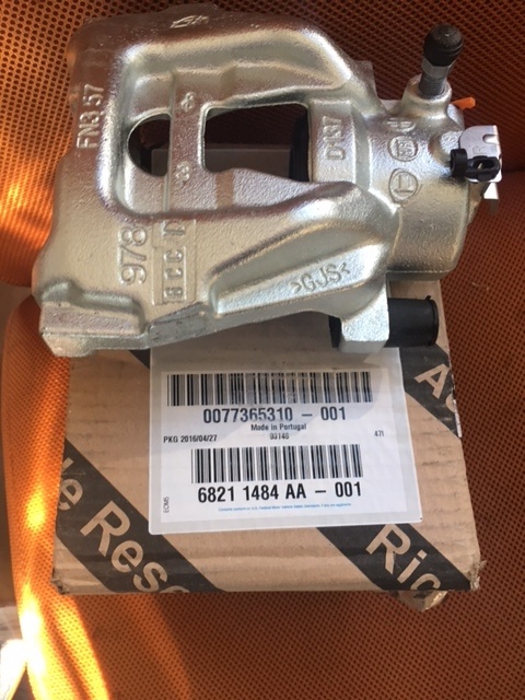 Etrier dreapta fata Fiat Doblo , CC 1368 B , cod 0077365310-001