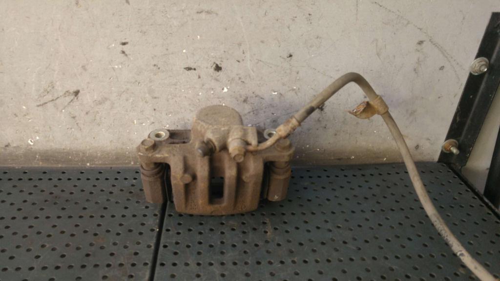 Etrier dreapta spate chevrolet captiva c