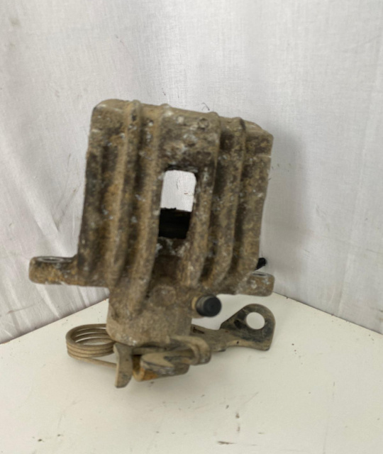 Etrier dreapta spate Volkswagen VW Passat B5 [1996 - 2000]