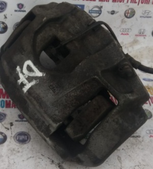 Etrier frana dreapta fata Audi A8 4H motor 4.2tdi CDSB 351CP