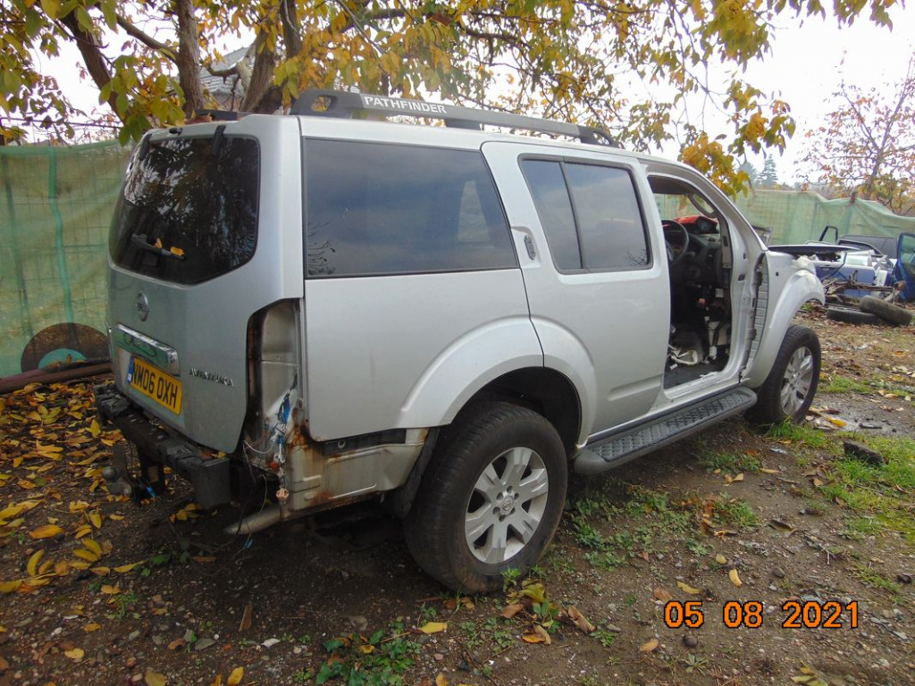 Etrier frana dreapta fata nissan Pathfinder 2007 2,5