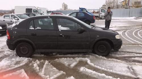 Etrier frana dreapta fata Opel Astra G 2