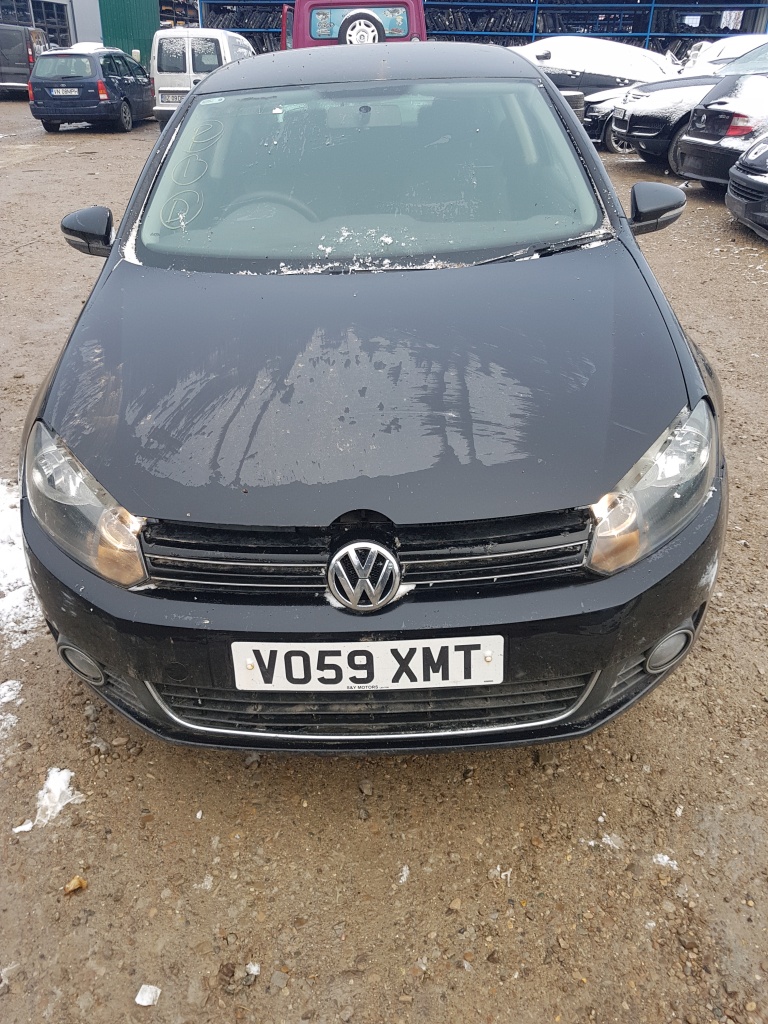 Etrier frana dreapta fata VW Golf 6 2010 coupe 2.0