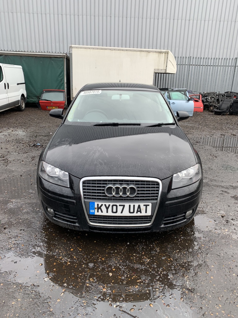 Etrier frana dreapta spate Audi A3 8P 2007 Hatchback 2.0 TDI BMN