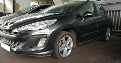 Etrier frana stanga spate Peugeot 308 2008 hatchba