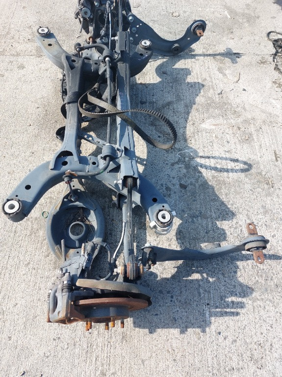 Etrier stanga dreapta spate electric Mazda 6 2.2 2012 2013 2014 2015 2016 combi
