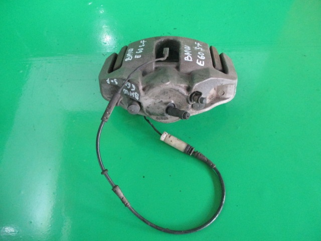 ETRIER STANGA FATA BMW SERIA 5 E60 / E61