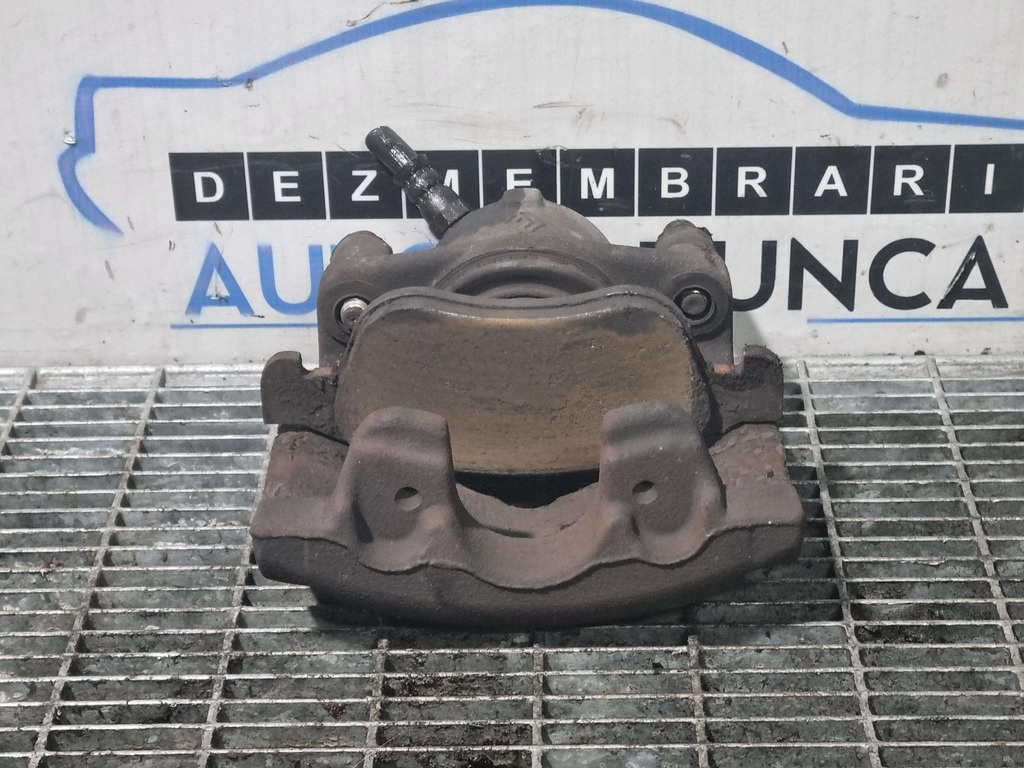 Etrier stanga fata Dacia Duster II 1.6 Benzina 2018 - 2021 Manuala 6 Trepte SUV 5 Usi