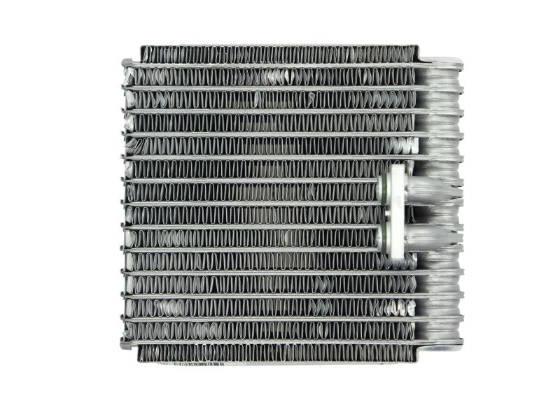 Evaporator aer conditionat Renault Clio 3, 2005-2013 motor 1.2, 1.2 TCE, 1.4, 1.6, 2.0, benzina, 1.5 dci, diesel, full aluminiu brazat, 185x160x90 mm, mm, mm, de tip Denso, tehnologie cu curgere paralela,