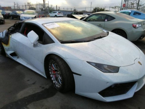 Față completă Lamborghini Huracan LP-610-4 2014