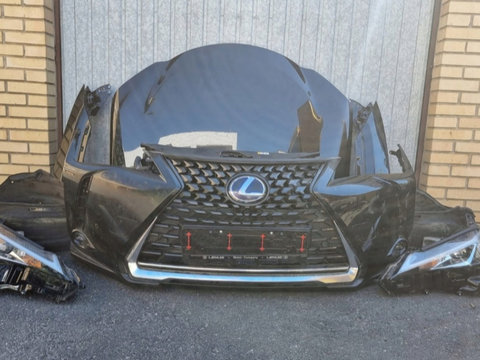 Față completă Lexus UX 2020 F-Sport