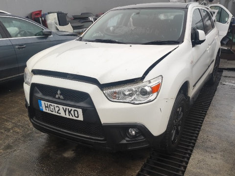 Față completa Mitsubishi asx 2012