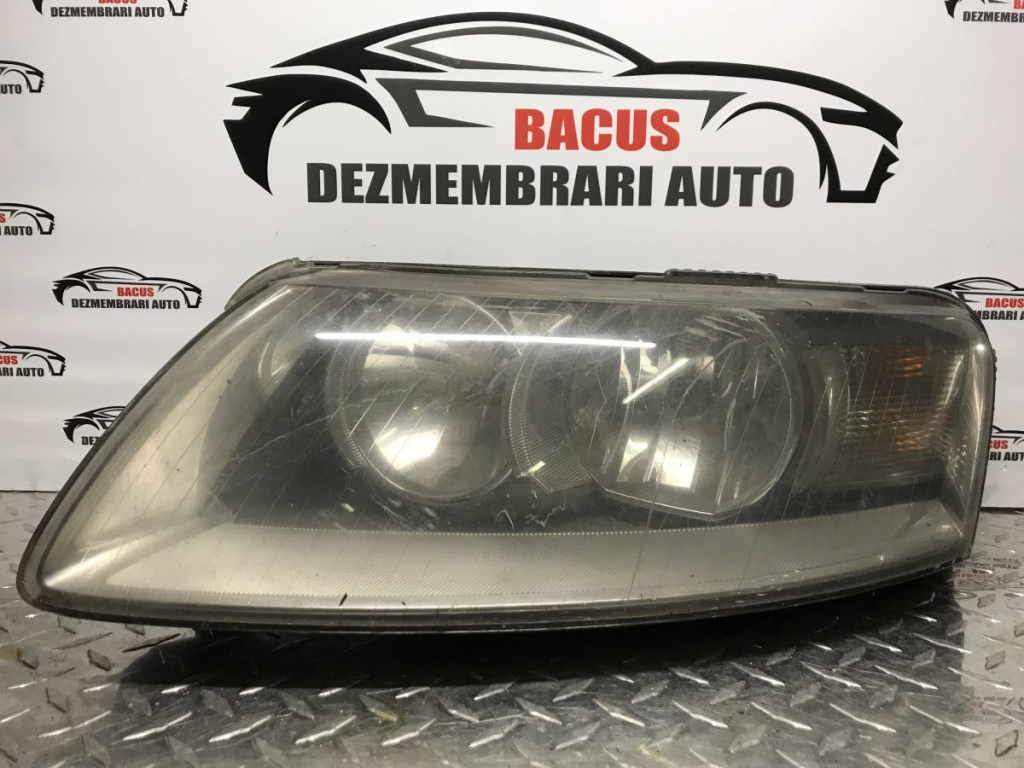 Far Audi A6 C6-Stanga cu cleme rupte