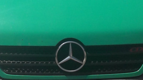 Far de pe Europa pentru Mercedes Sprinte