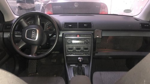 Far dreapta Audi A4 B7 2006 Break 2.0 td