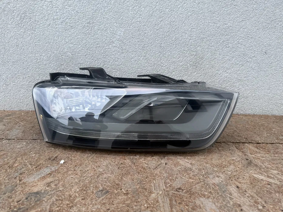 Far dreapta Audi Q3 8U 2011-2017 Halogen Original 