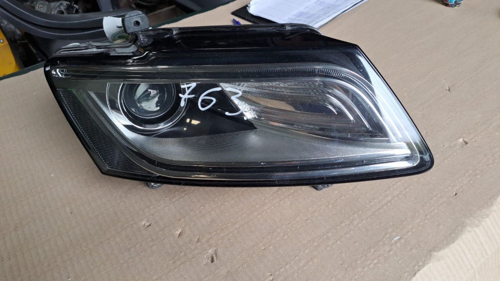 Far dreapta Bi Xenon Audi Q5 2012-2016 cod 8R09410