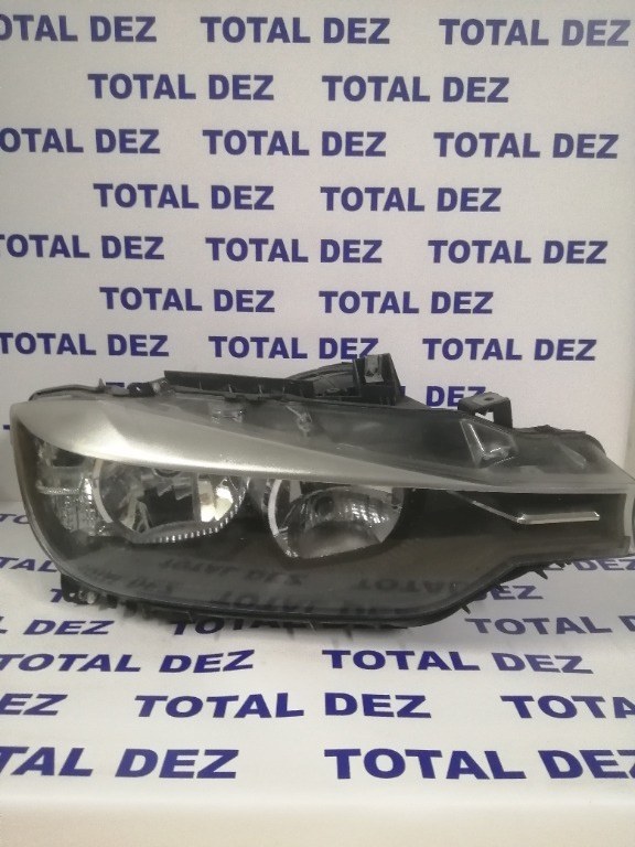 Far dreapta Bmw seria 3 F30 halogen cod 7211210700